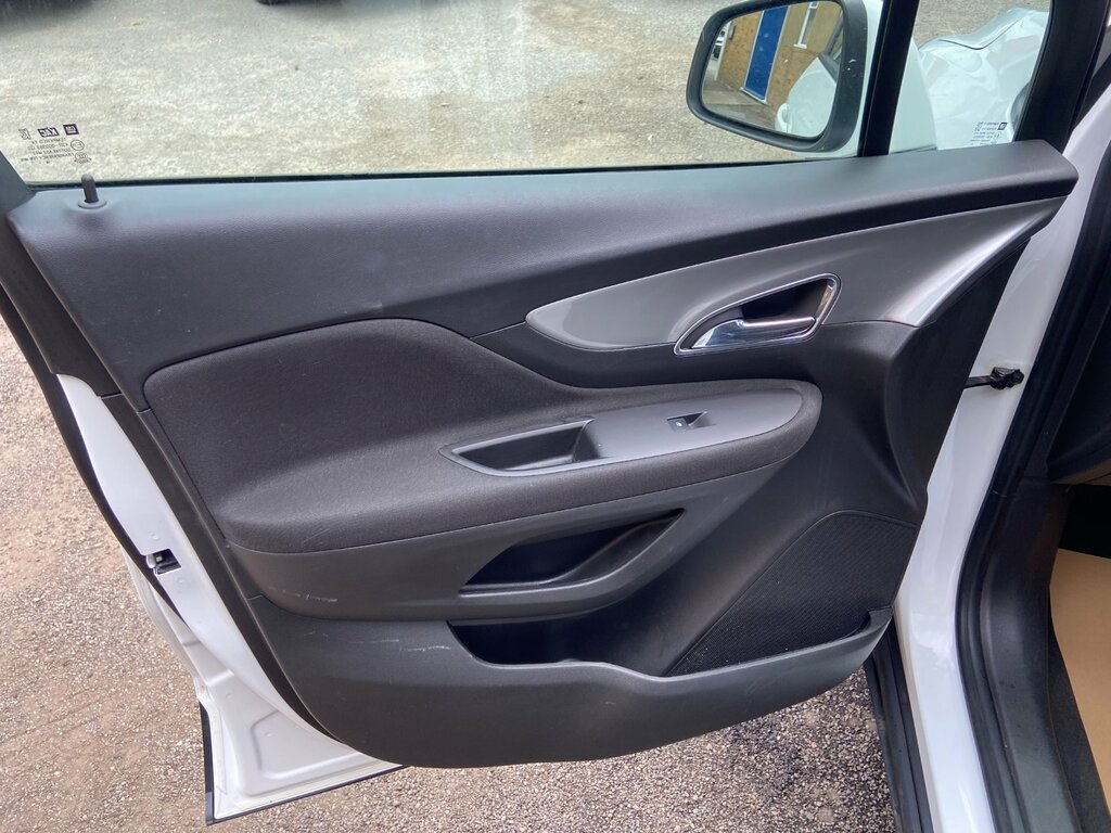 Vauxhall Mokka 1.7 Se Cdti 128 Bhp Silver #20