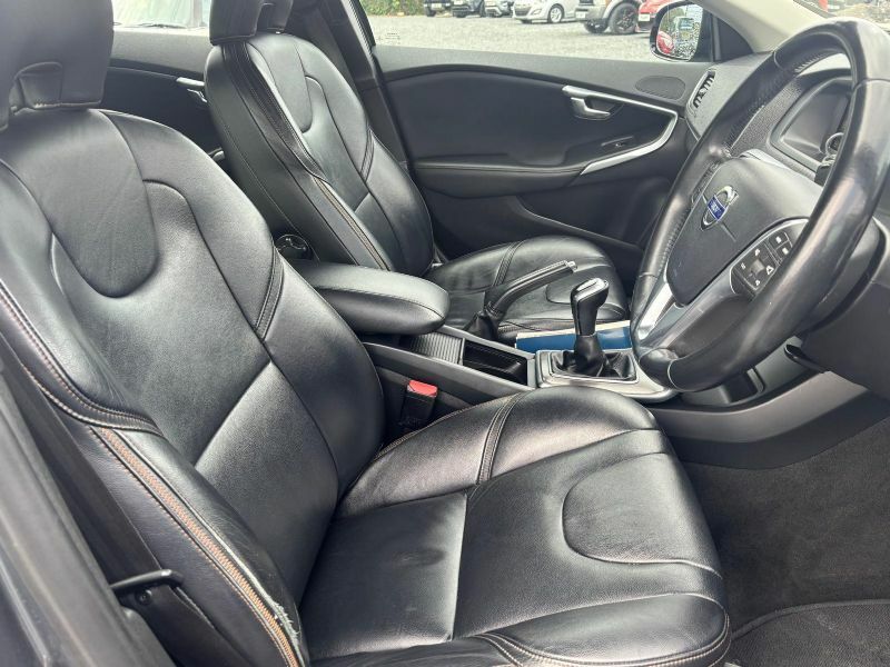 Volvo V40 Cross Country Lux Nav D2 Grey #2
