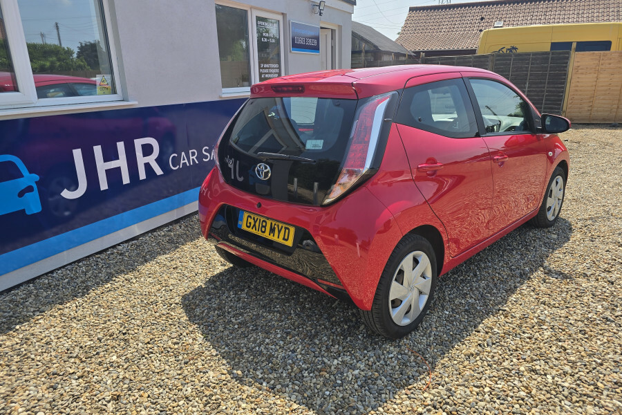 Toyota Aygo Hatchback Red #5