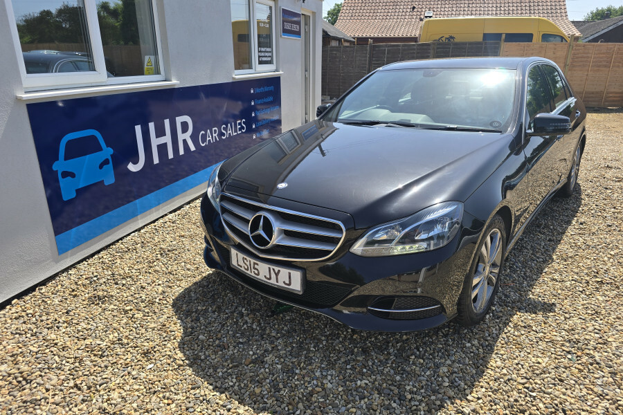 Mercedes-Benz E Class Saloon LS15JYJ Black #5