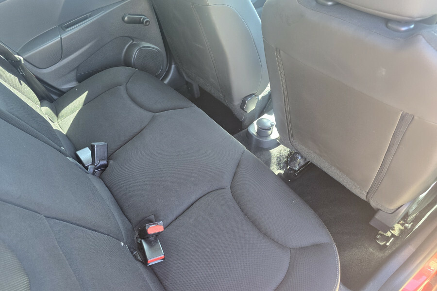 Renault Clio Dynamique Nav 16V Red #2