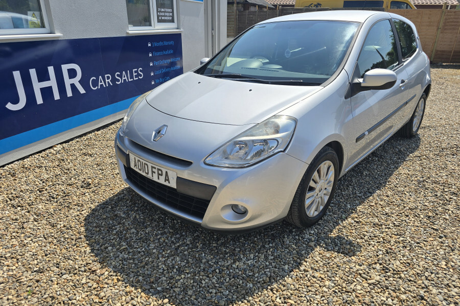 Renault Clio Hatchback Silver #6