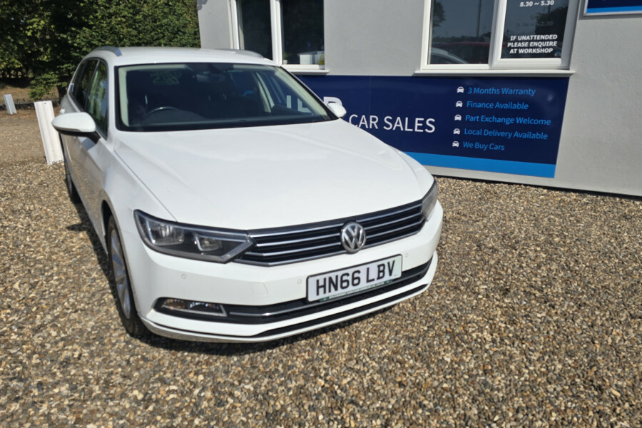 Volkswagen Passat Estate White