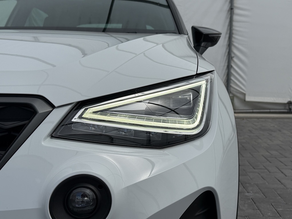 Seat Arona Tsi Fr White #4