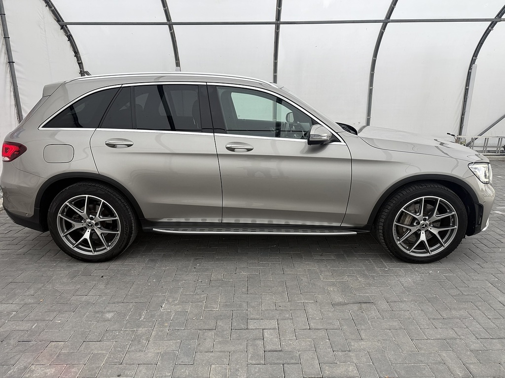 Mercedes-Benz GLC Class Glc300d Amg Line Silver #2