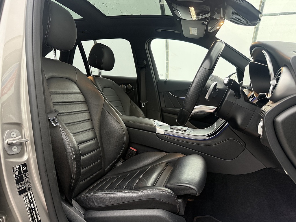 Mercedes-Benz GLC Class Glc 220 D 4Matic Amg Line Silver #18