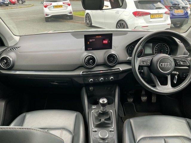 Audi Q2 1.4 Tfsi Cod Edition 1 Suv Euro YN18VNB Grey #3