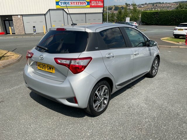 Toyota Yaris 1.5 Vvt-i Y20 Bi-tone Hatchback Cvt Eur Silver #5