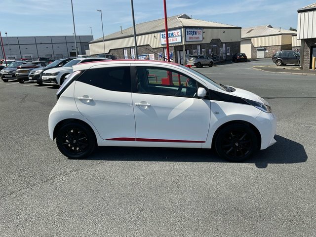 Toyota Aygo 1.0 Vvt-i X-press Hatchback Euro White #3