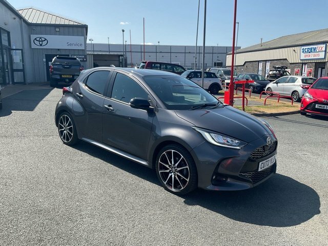 Toyota Yaris 1.5 Vvt-h Gr Sport Hatchback Hybrid E-c Grey