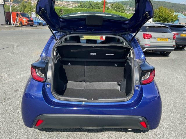 Toyota Yaris Excel Black #30