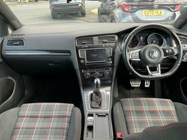 Volkswagen Golf 2.0 Tsi Bluemotion Tech Gti Performance Hatchback White #3