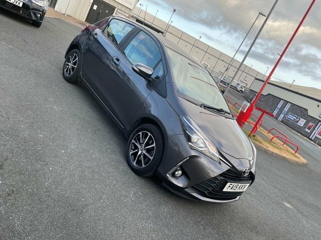 Toyota Yaris 1.5 Vvt-i Icon Tech Hatchback Eu Grey #2
