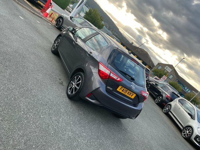 Toyota Yaris 1.5 Vvt-i Icon Tech Hatchback Eu Grey #5