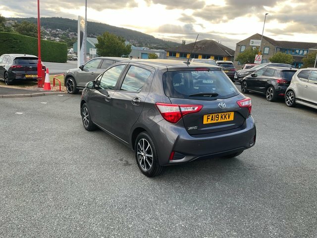 Toyota Yaris 1.5 Vvt-i Icon Tech Hatchback Eu Grey #6