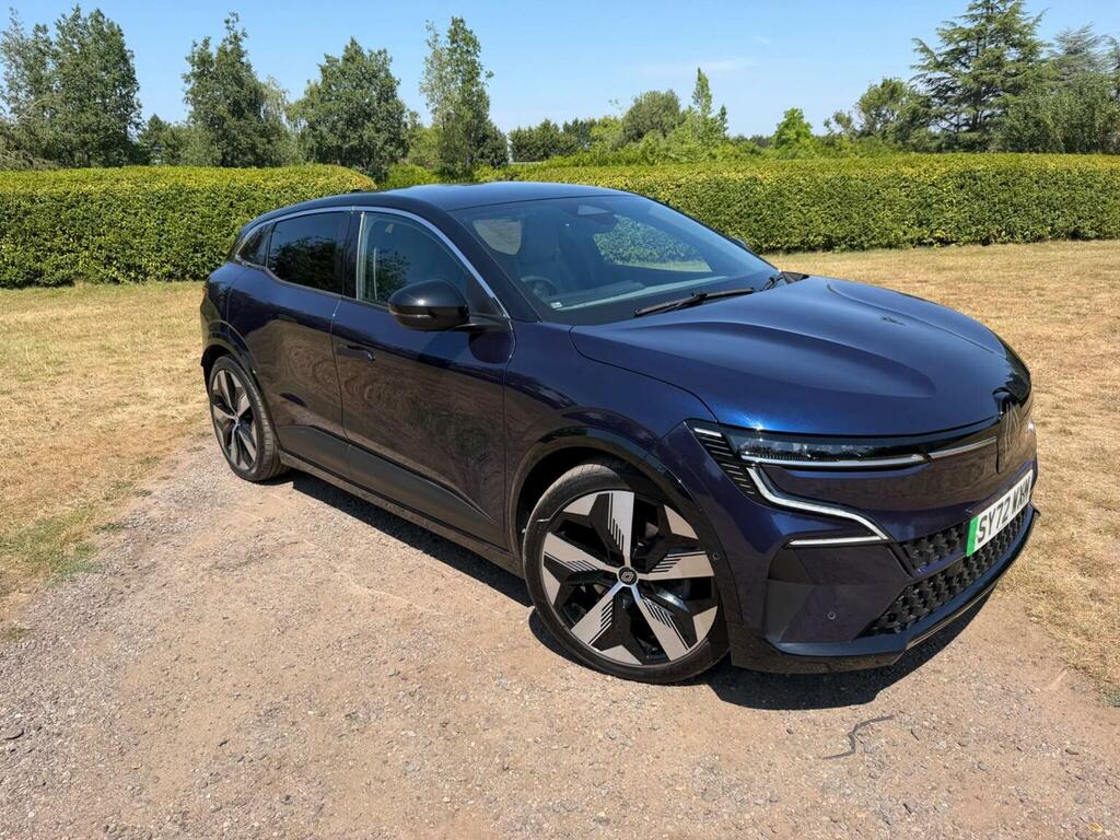 Renault Megane E-Tech Equilibre Red #10