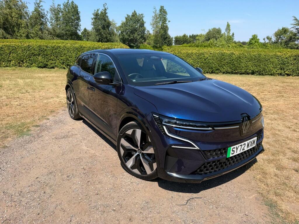 Renault Megane E-Tech Equilibre Red #9