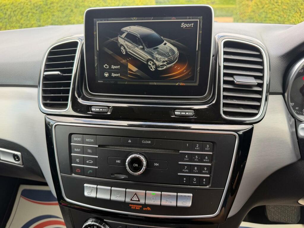 Mercedes-Benz GLE Class Gle 250 D Black #49