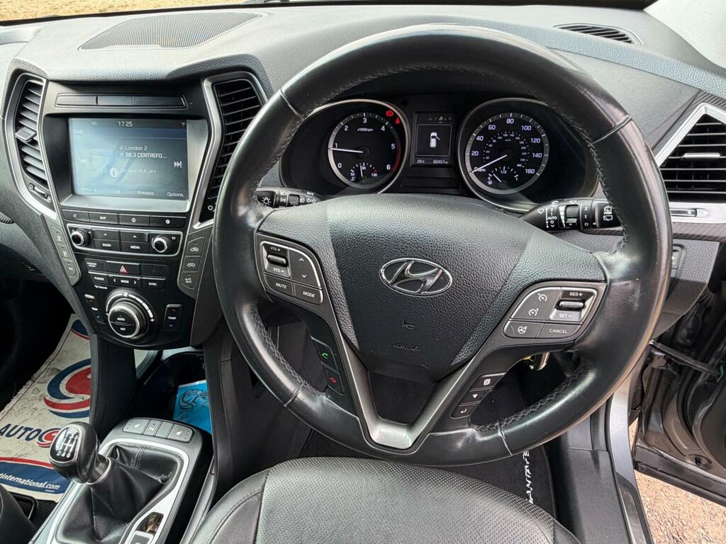 Hyundai Santa Fe Suv White #35
