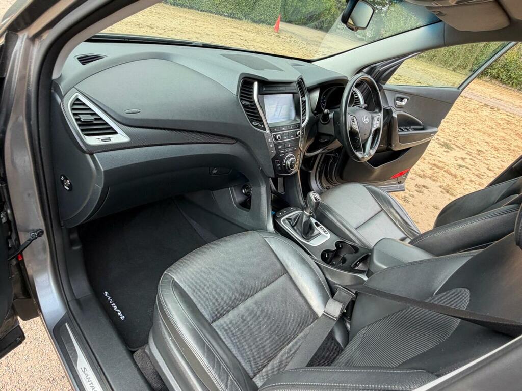 Hyundai Santa Fe Suv White #46