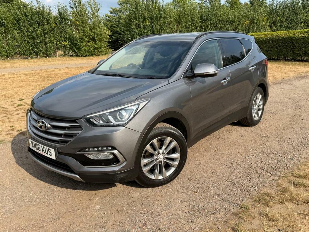 Hyundai Santa Fe Suv White #10