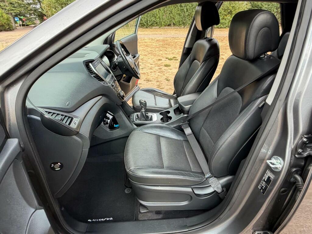 Hyundai Santa Fe Suv White #44