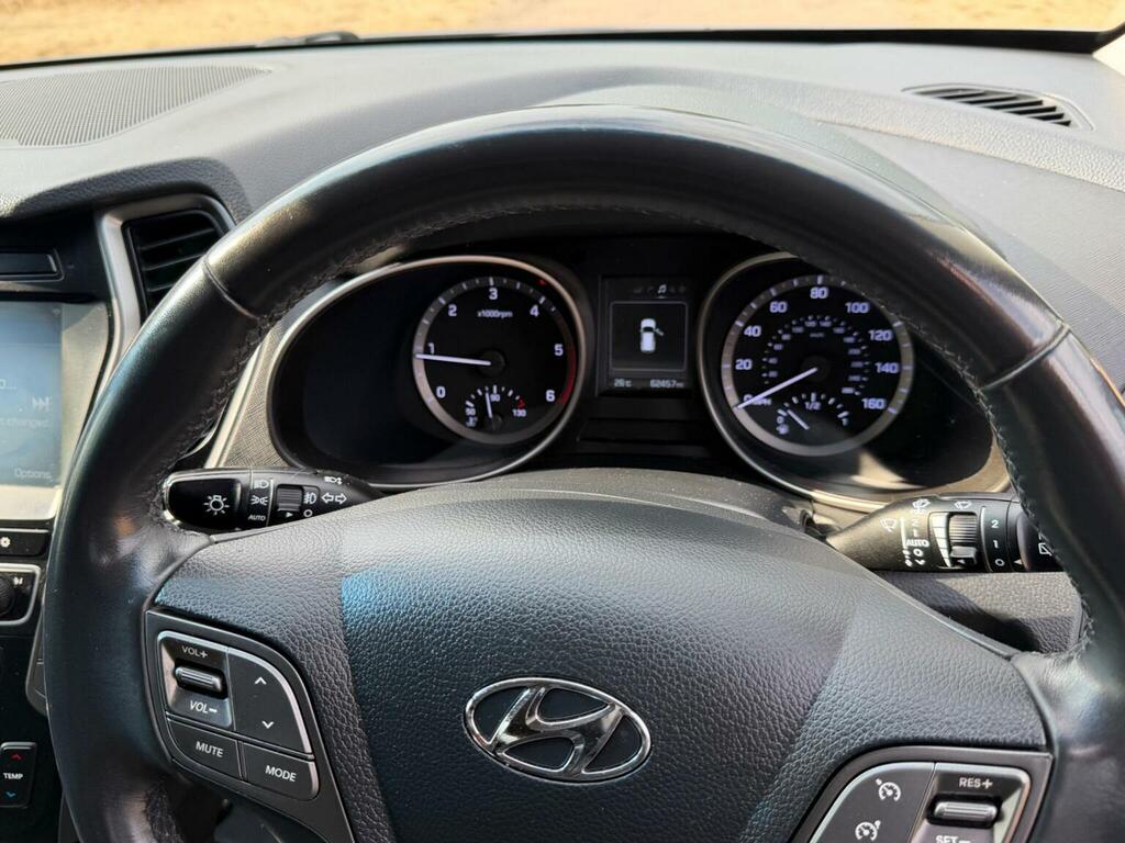 Hyundai Santa Fe Suv White #27