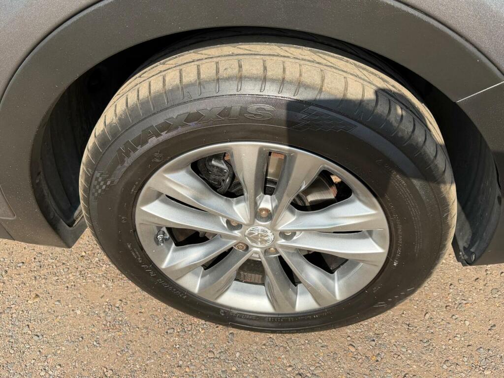 Hyundai Santa Fe Suv White #19