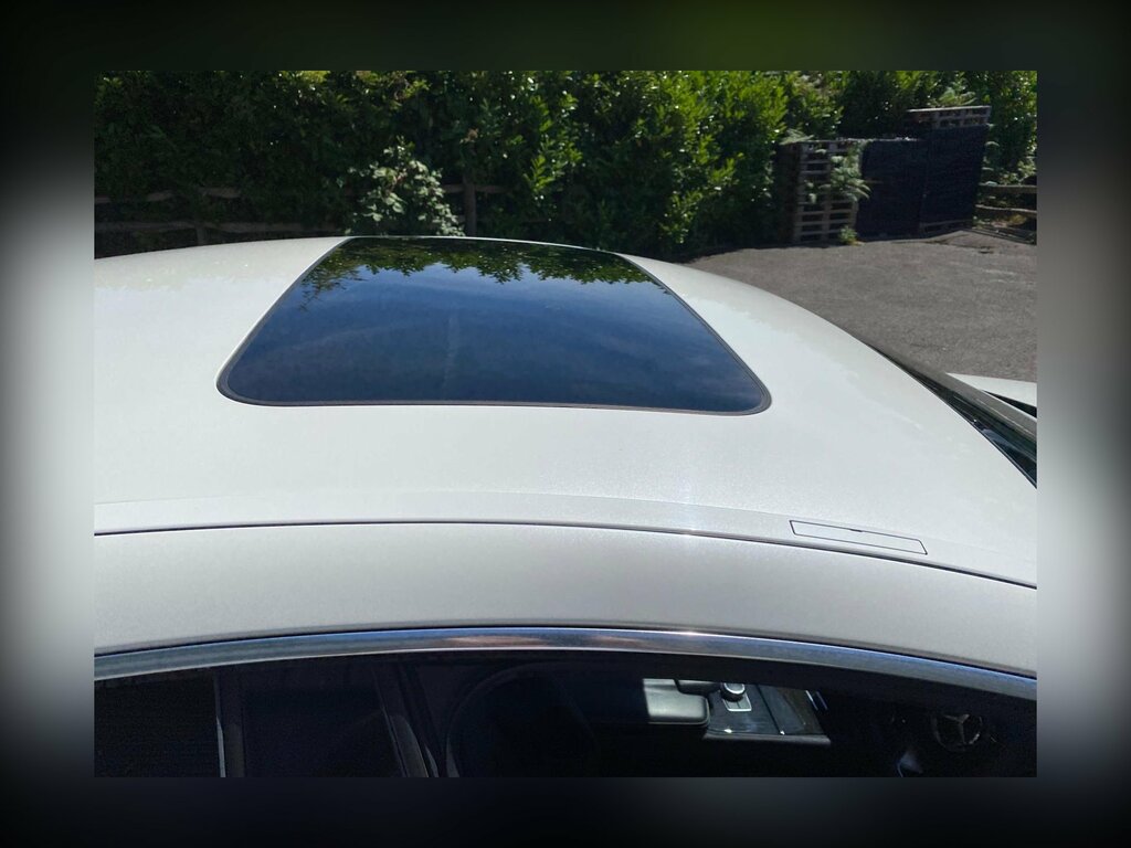 Mercedes-Benz CLS 3.0 Cls350d V6 Amg Line Premium Coupe White #4