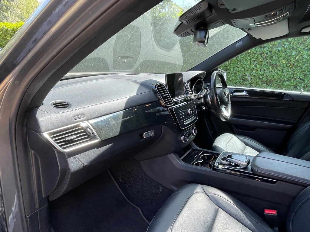 Mercedes-Benz GLS Class Amg Gls 63 4Matic Black #12