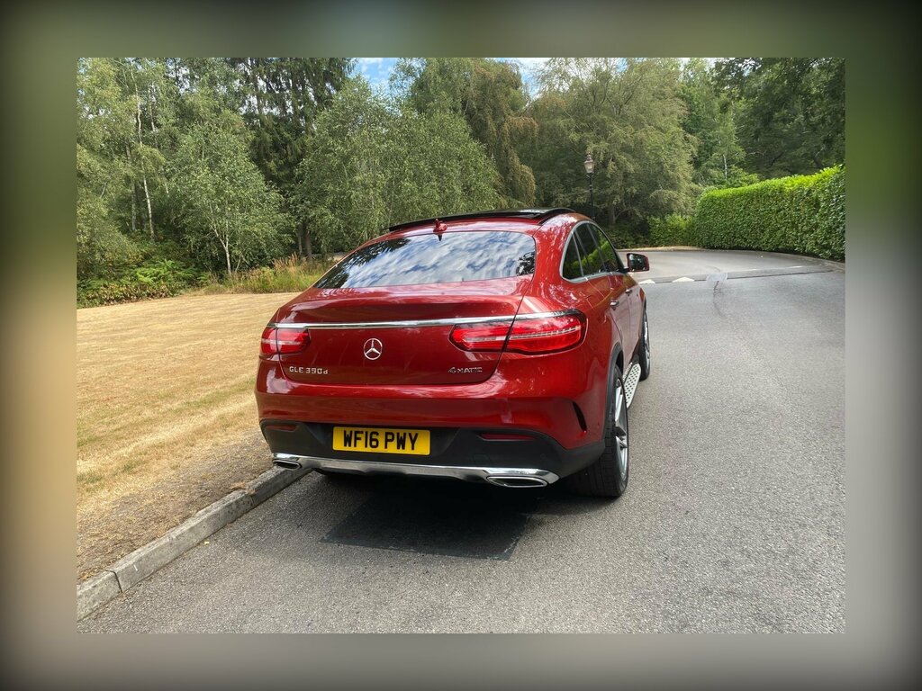 Mercedes-Benz GLE Coupe 3.0 Gle350d V6 Amg Line Premium Plus Coupe D Red #2