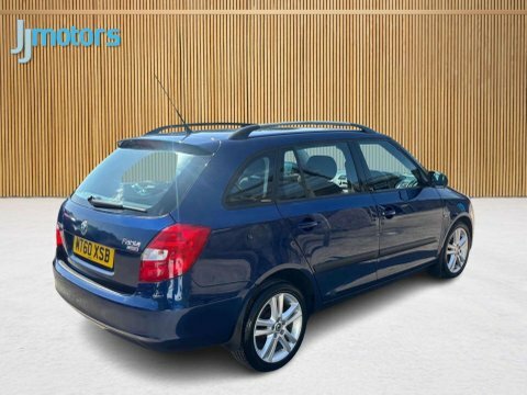 Skoda Fabia 1.6 Tdi Elegance Blue #2
