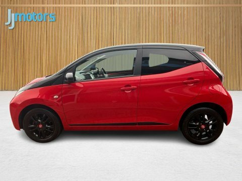 Toyota Aygo 1.0 Vvt-i X-claim X-shift 69 Bhp White #15