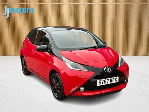Toyota Aygo 1.0 Vvt-i X-claim X-shift 69 Bhp White #21