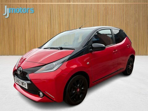 Toyota Aygo 1.0 Vvt-i X-cite Red #4