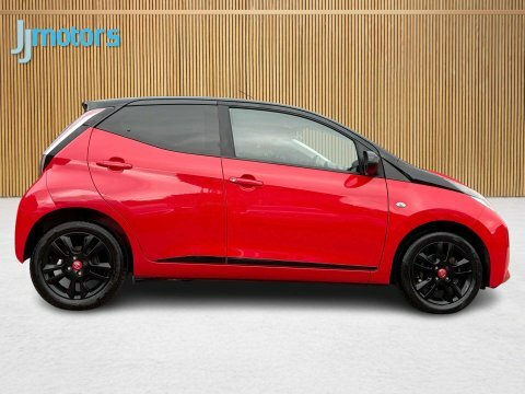 Toyota Aygo 1.0 Vvt-i X-cite Red #5