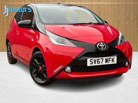 Toyota Aygo 1.0 Vvt-i X-claim X-shift 69 Bhp White #17
