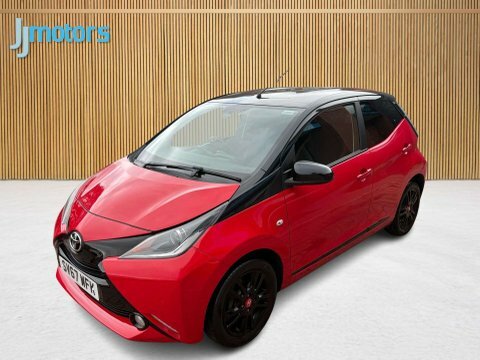 Toyota Aygo 1.0 Vvt-i X-claim X-shift 69 Bhp White #18