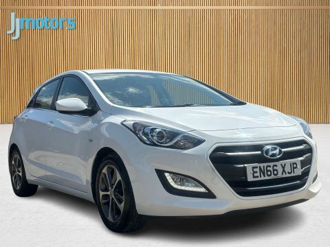 Hyundai I30 1.4 Blue Drive White #2