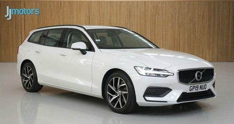 Volvo V60 2.0 D3 Momentum White