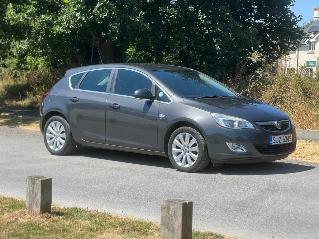 Vauxhall Astra Se Grey