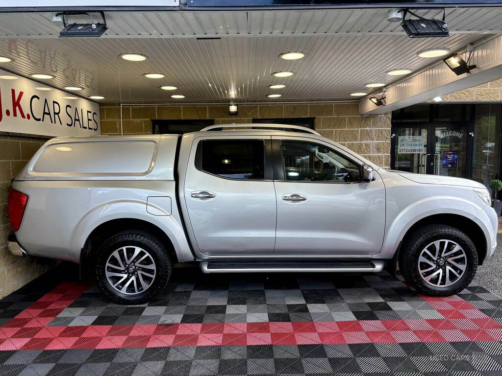 Nissan Navara Double Cab Pick Up Tekna 2.3Dci 190 4Wd Silver #3