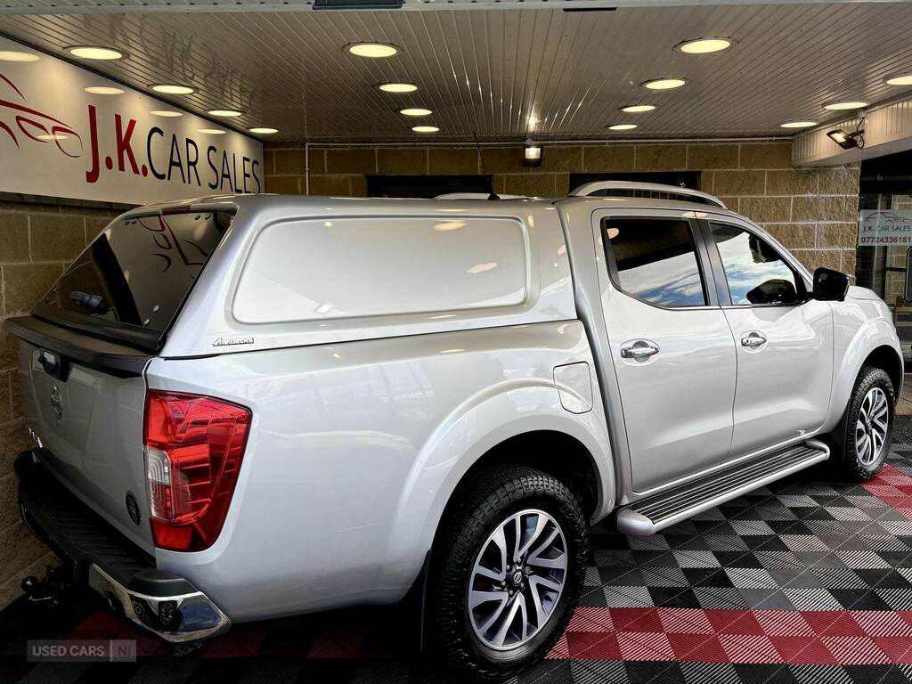 Nissan Navara Double Cab Pick Up Tekna 2.3Dci 190 4Wd Silver #2