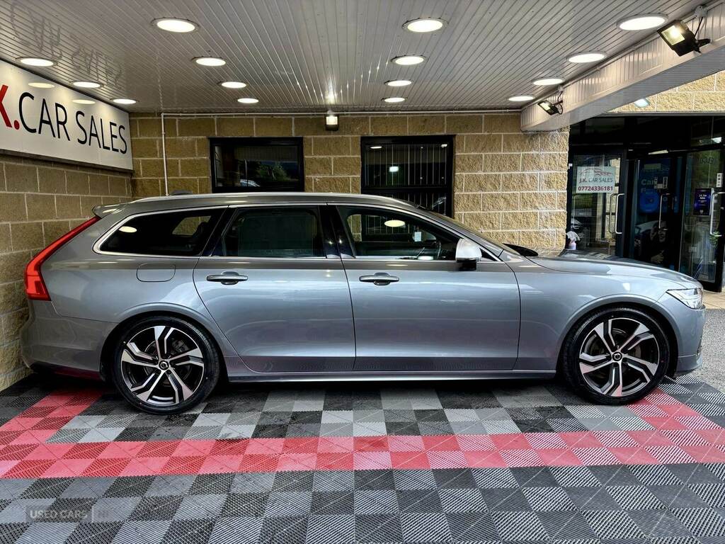 Volvo V90 2.0 D4 R Design Geartronic Grey #2