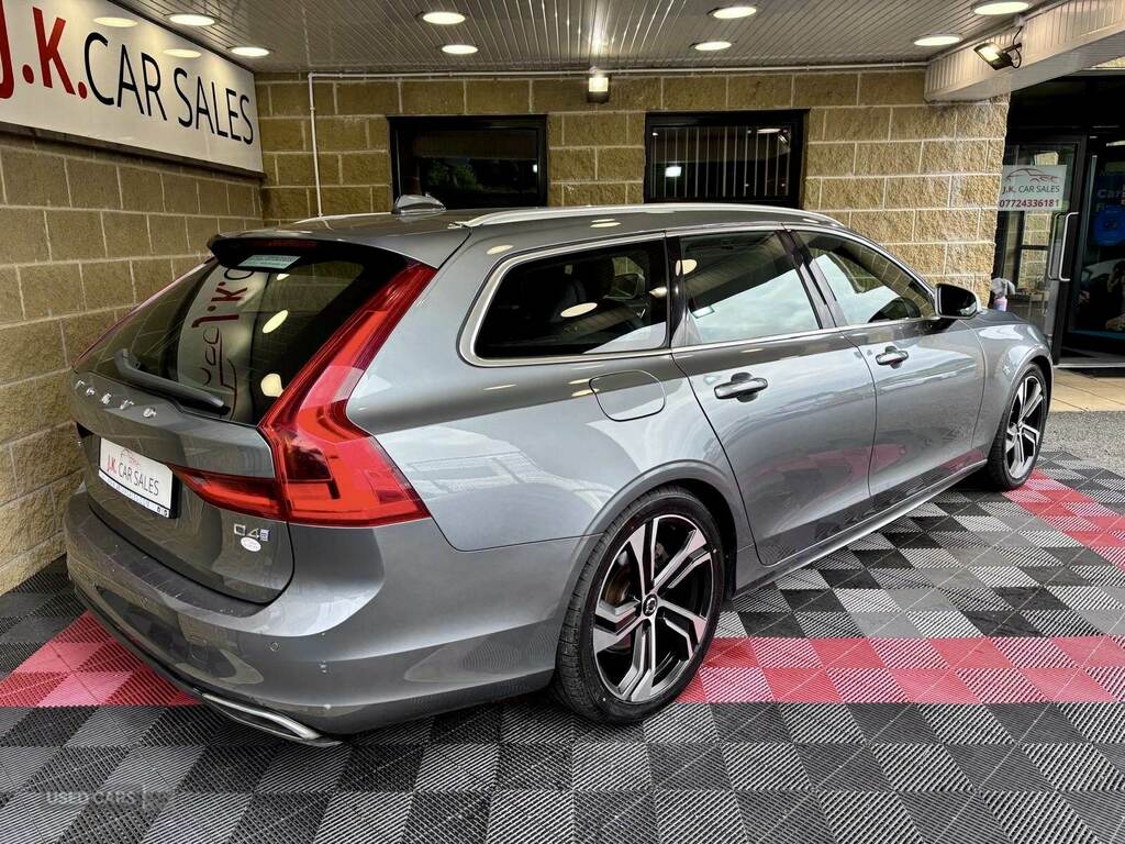 Volvo V90 2.0 D4 R Design Geartronic Grey #3