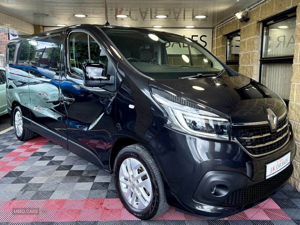 Renault Trafic Ll30 Energy Dci 120 Sport Nav Van Black