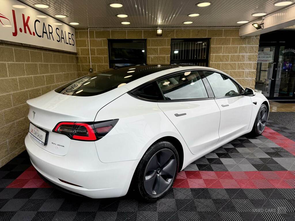 Tesla Model 3 Long Range Awd YA70GBZ White #2