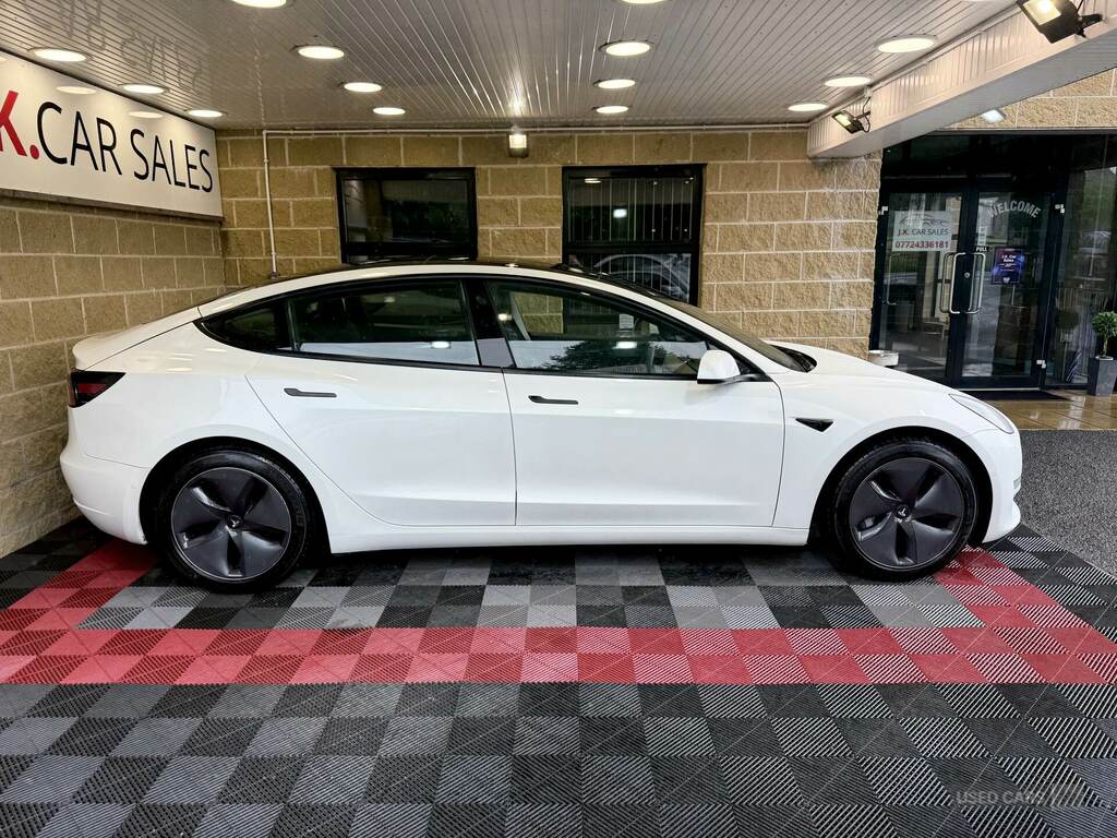 Tesla Model 3 Long Range Awd YA70GBZ White #3