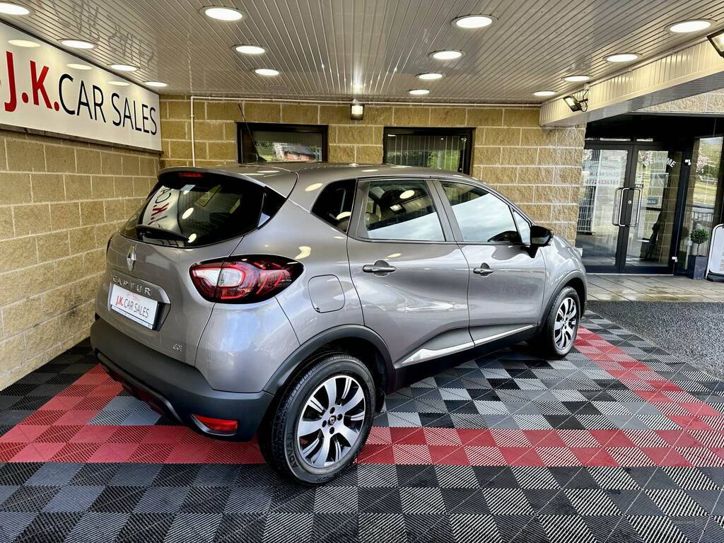 Renault Captur 1.5 Dci 90 Expression Grey #2