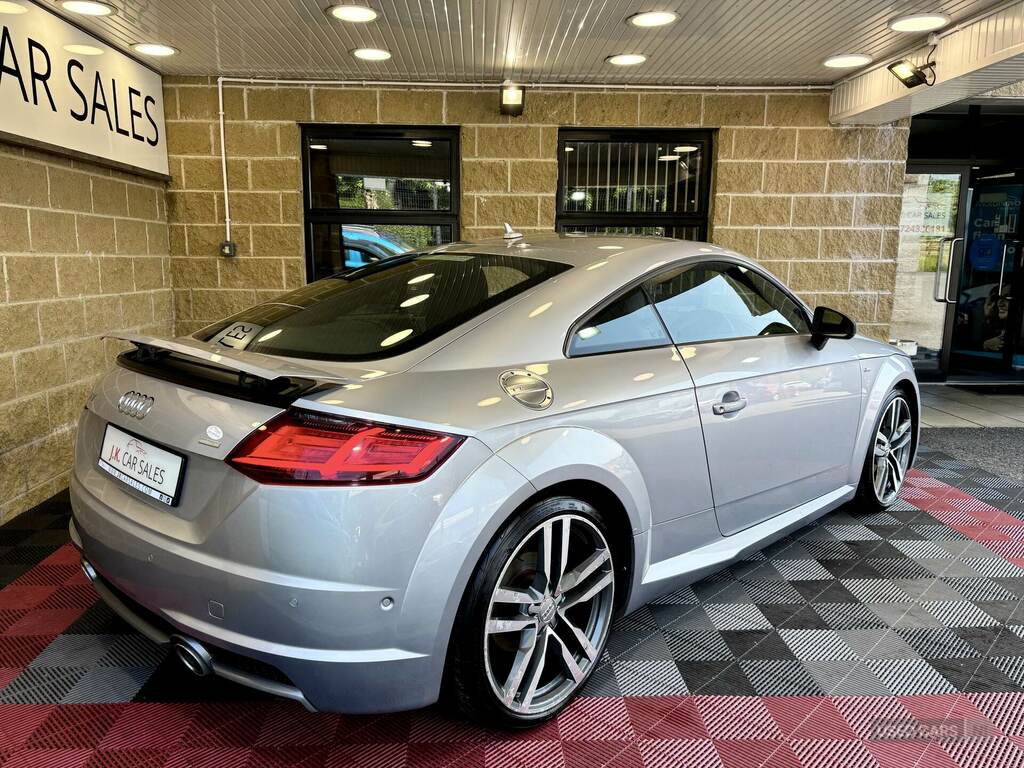 Audi TT 2.0 Tdi Ultra S Line Silver #2